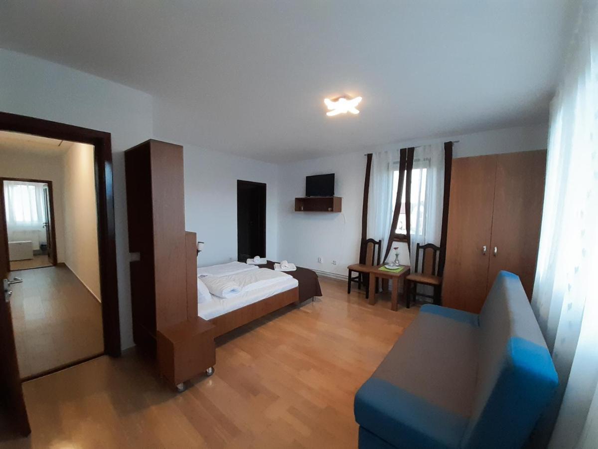 Mirana-Marginimea Sibiului Hotel Kereszténysziget Kültér fotó